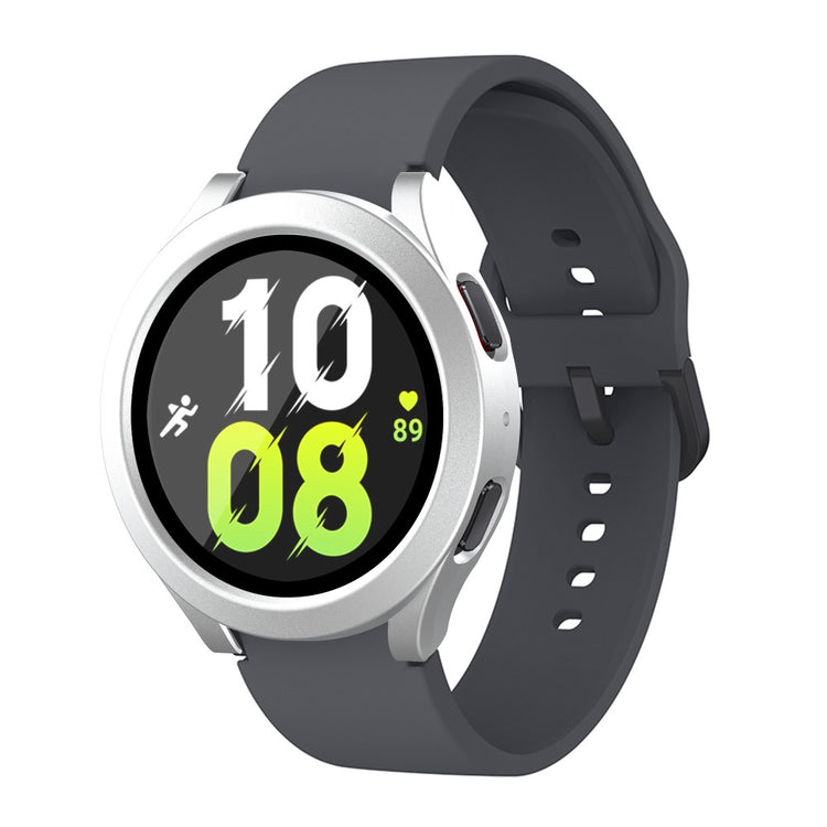 Meget Fint Samsung Galaxy Watch 5 (40mm) / Samsung Galaxy Watch 4 (40mm) Cover med Skærmbeskytter i Plastik og Hærdet Glas - Sølv#serie_11